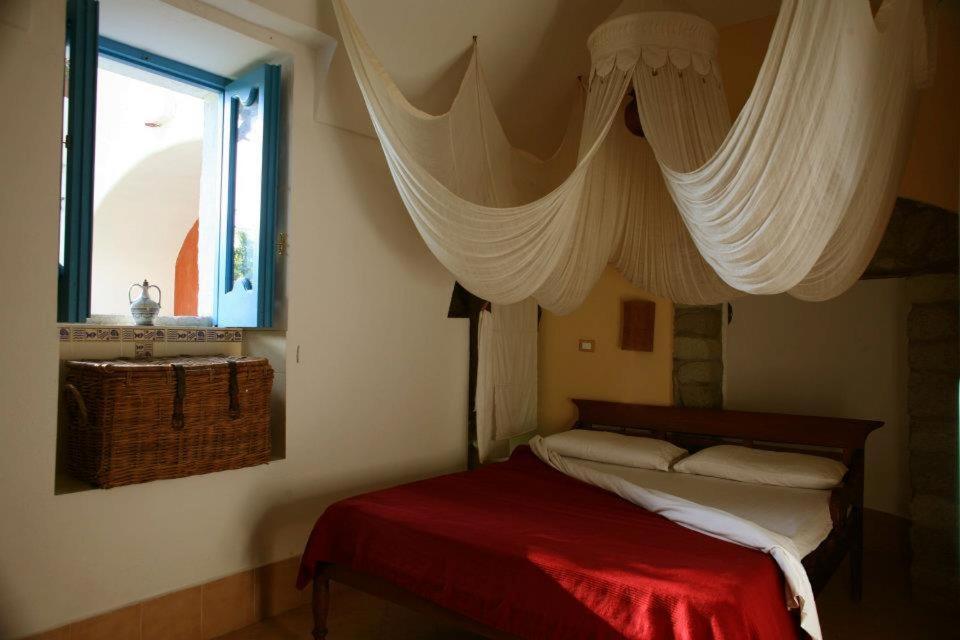 Dimora Coloniale B&B Forio di Ischia Dış mekan fotoğraf